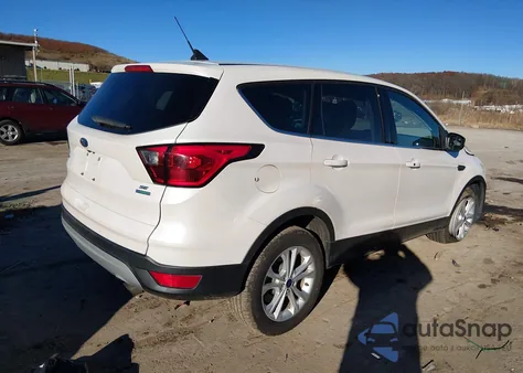 2019 Ford Escape Se z USA, uszkodzony, nr VIN 1FMCU0GD2KUB54078